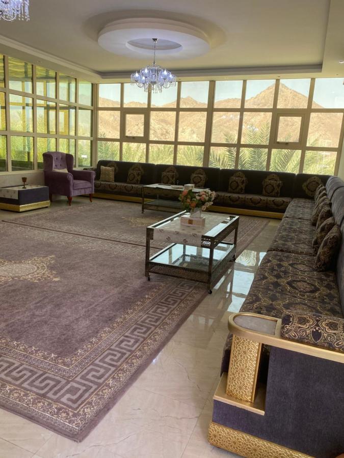 Villa Uae Farm Qur Esterno foto